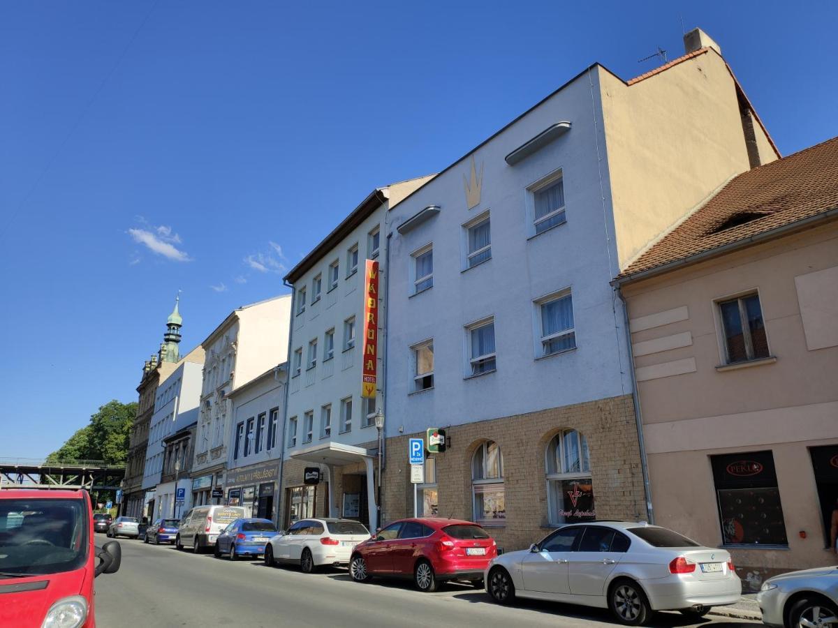 Hotel Koruna Roudnice nad Labem Exterior photo